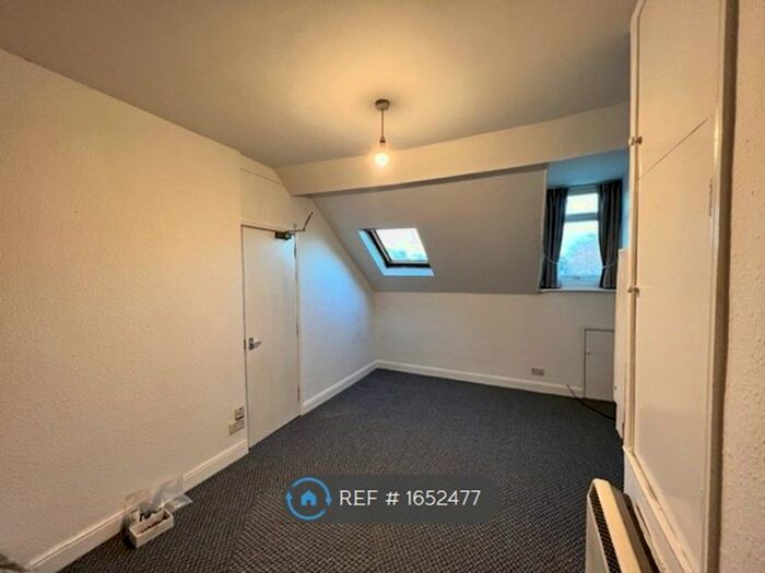 Studio To Rent In Pierremont Crescent, Darlington, DL3