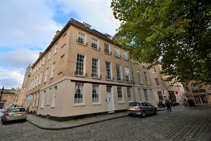 1 Bedroom Flat To Rent In City Centre - Abbey House, BA1