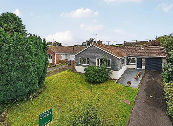 3 Bedroom Detached Bungalow For Sale In Oakwood Drive, Iwerne Minster, Blandford Forum, DT11
