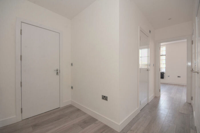 2 Bedroom Apartment To Rent In High Street, Braintree, CM7