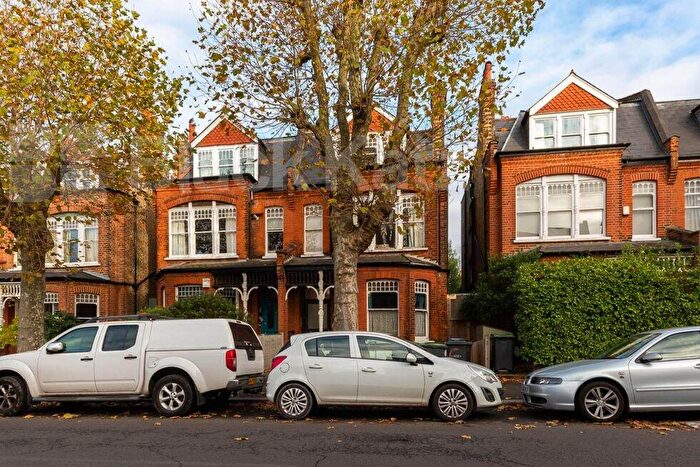 2 Bedroom Flat To Rent In Tetherdown, Muswell Hill, N10