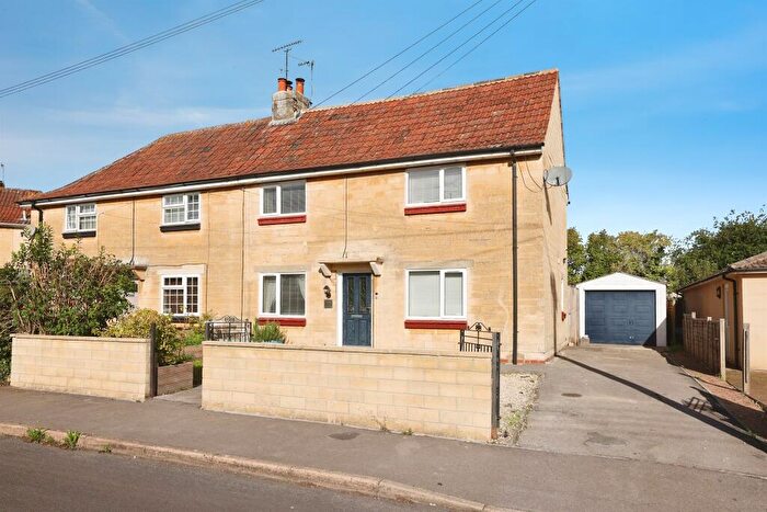 5 Bedroom Semi-Detached House For Sale In North End, Calne, SN11