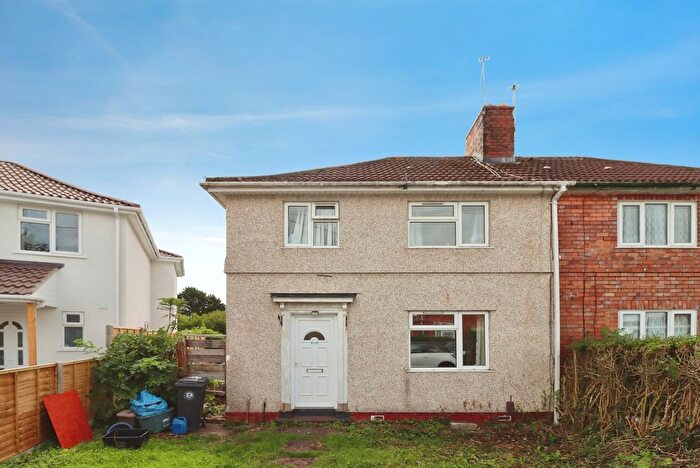3 Bedroom Semi-Detached House For Sale In Honiton Road, Fishponds, Bristol, BS16