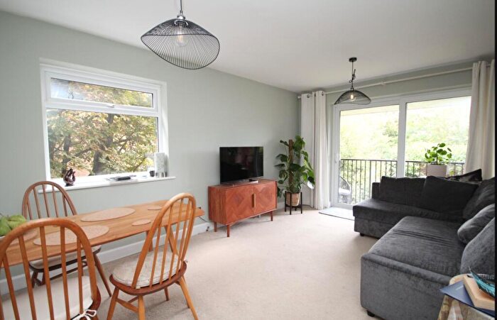 2 Bedroom Apartment To Rent In Coral Court, Princess Road, Poole, Bournemouth Christchurch Poole, BH12