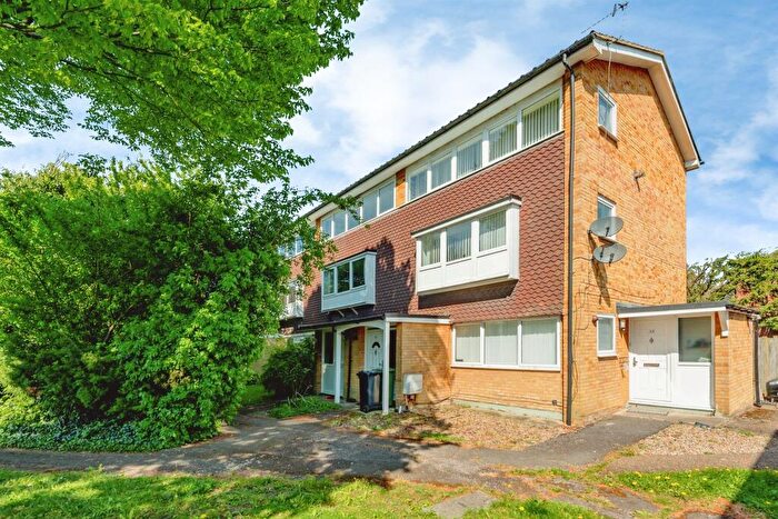2 Bedroom Maisonette For Sale In Chilberton Drive, Merstham, Redhill, RH1