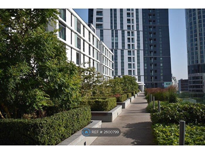 2 Bedroom Flat To Rent In Bach House, London, SW8