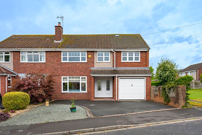 4 Bedroom Semi-Detached House For Sale In Springfield Avenue, Newport, TF10