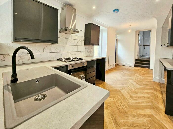 5 Bedroom Terraced House To Rent In Alexandra Place, Plymouth, Devon, PL4