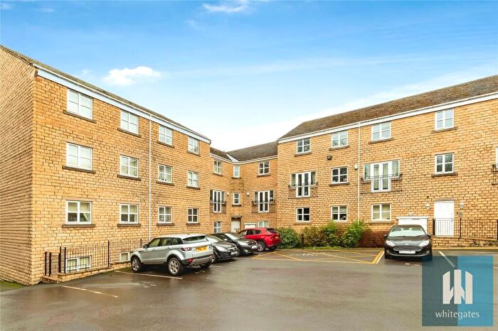 2 Bedroom Apartment To Rent In Croft Court, Mount Lane, Brighouse, West Yorkshire, HD6