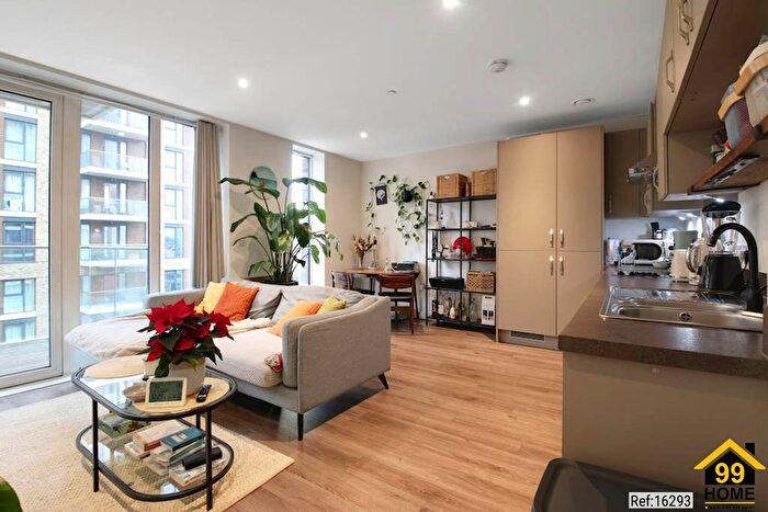 1 Bedroom Flat For Sale In Vicotry Parade, London, SE18