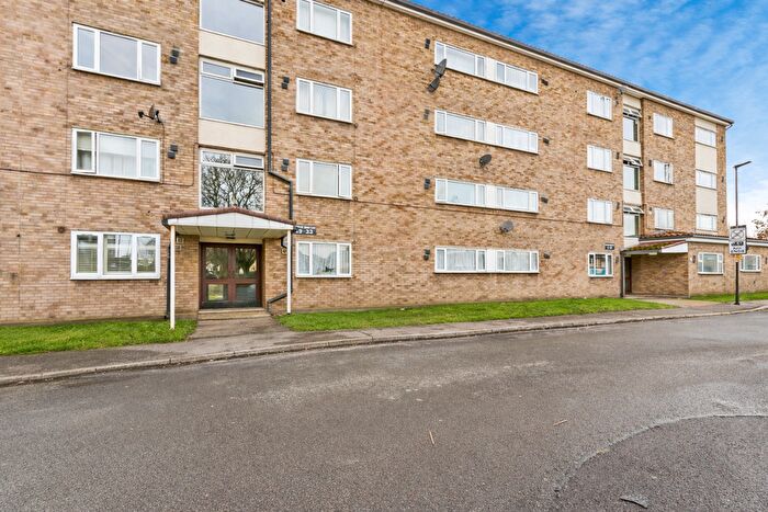 2 Bedroom Flat For Sale In Hampton Road East, Feltham, TW13
