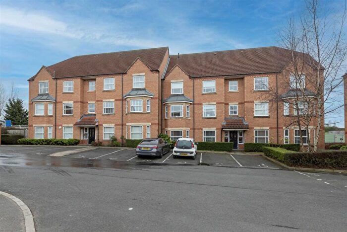 2 Bedroom Apartment For Sale In Fenwick Close, Backworth, Newcastle Upon Tyne, NE27