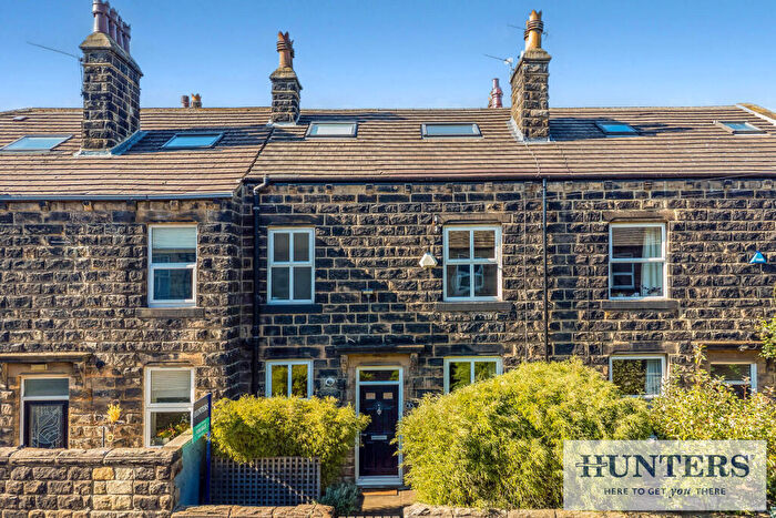 2 Bedroom Terraced House For Sale In Victoria Place, Yeadon, Leeds, LS19
