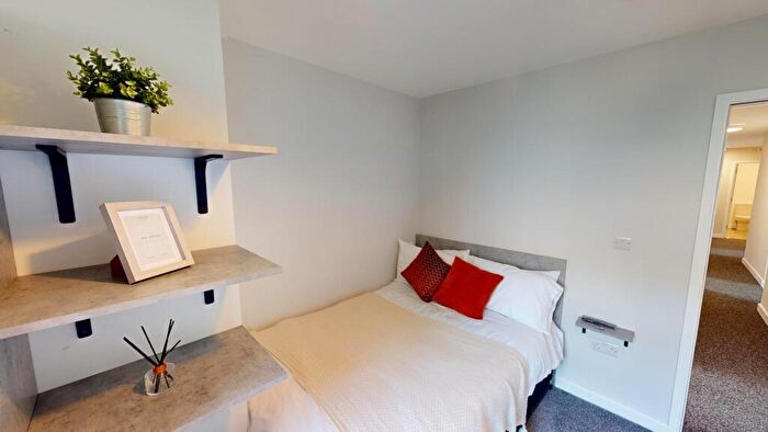 1 Bedroom House To Rent In Fitzhardinge House, Bristol, BS1