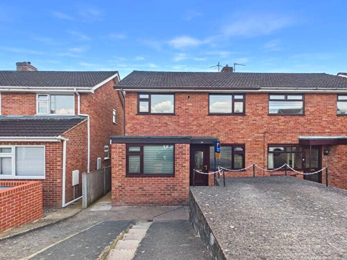 3 Bedroom Semi-Detached House For Sale In Sandford Way, Tuffley, Gloucester, Gloucestershire, GL4