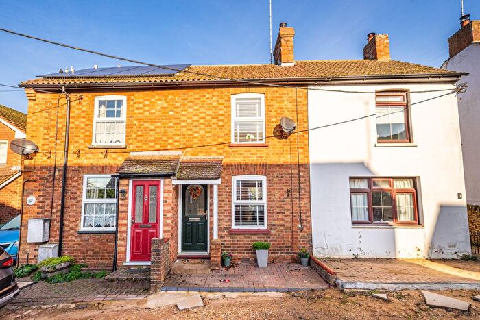 2 Bedroom Terraced House For Sale In Thomas Street, Heath And Reach, Leighton Buzzard, LU7