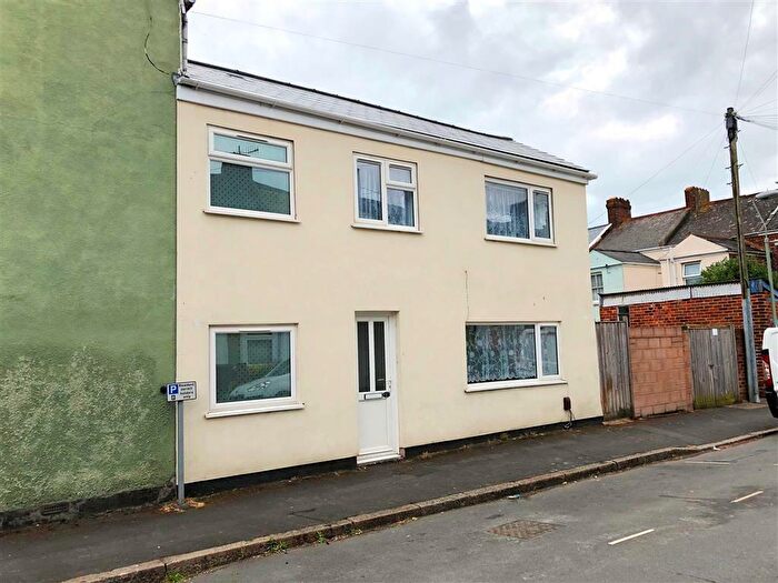 2 Bedroom House To Rent In Cleveland Street, Exeter, EX4