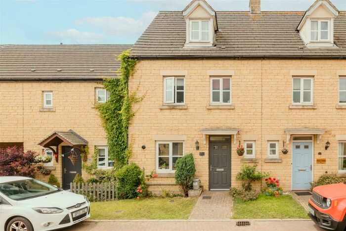 4 Bedroom Terraced House For Sale In Windyridge, Bisley, GL6