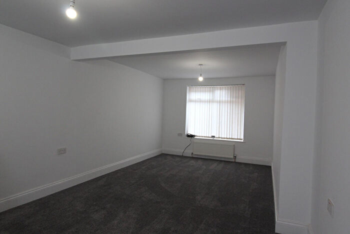 3 Bedroom Terraced House To Rent In Whoberley Avenue, Coventry, CV5