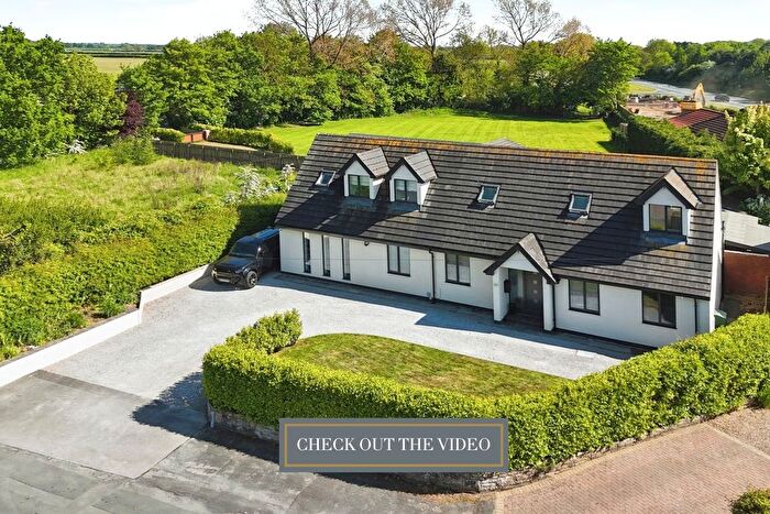 5 Bedroom Detached House For Sale In Arnold Lane East, Long Riston, Hull, HU11