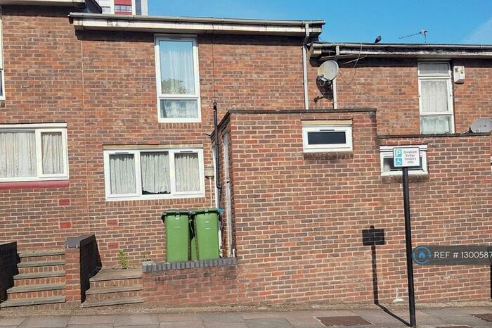 3 Bedroom Terraced House To Rent In Hudson Place, London, SE18