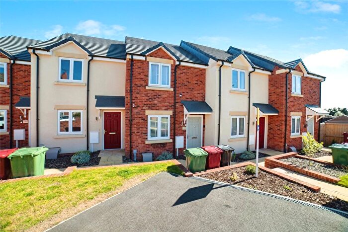 2 Bedroom Terraced House For Sale In French Terrace, Mansfield, Nottinghamshire, NG20