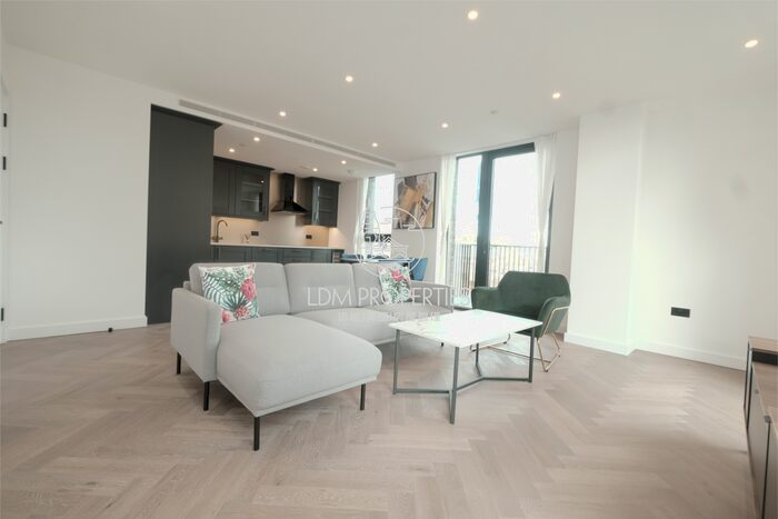 2 Bedroom Flat To Rent In Merino Gardens, London Dock, London, E1W