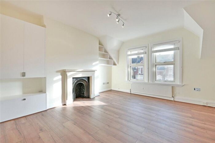 1 Bedroom Flat To Rent In Plympton Road, Brondesbury, NW6