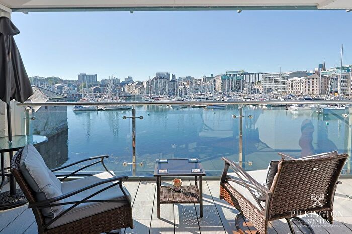 2 Bedroom Flat For Sale In Marrowbone Slip, Plymouth, Devon, PL4