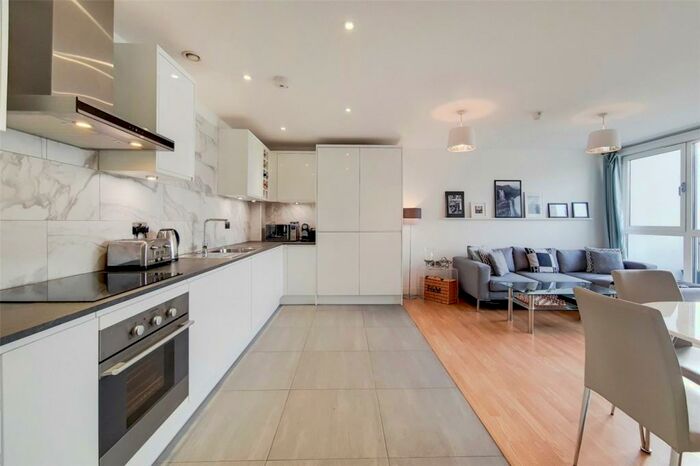 2 Bedroom Apartment To Rent In High Street, London, E15