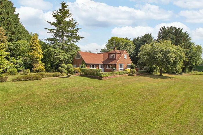 3 Bedroom Detached House To Rent In Chiddingfold Road, Dunsfold, Godalming, GU8