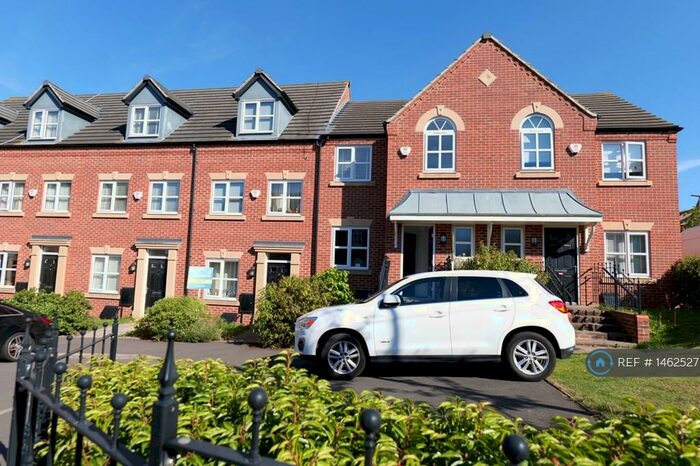 3 Bedroom Terraced House To Rent In Gower Croft, Oldbury, B69