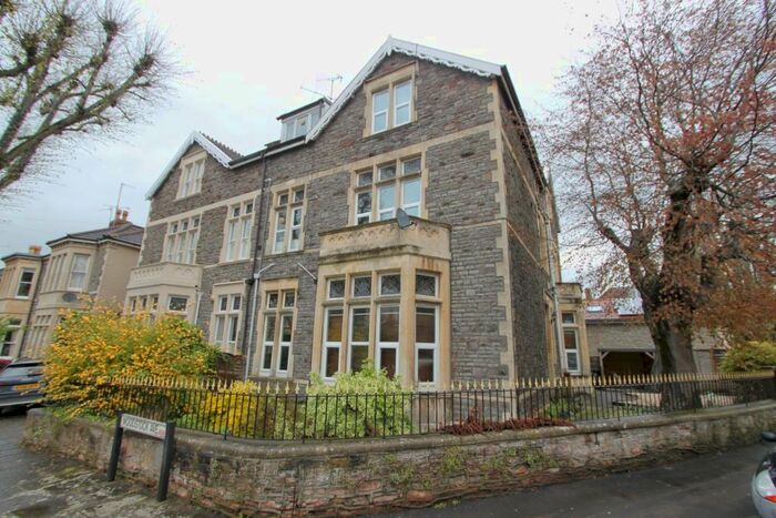 6 Bedroom Flat To Rent In Ravenswood Road, Bristol, BS6