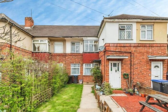 2 Bedroom Terraced House To Rent In Barnard Gardens, New Malden, KT3