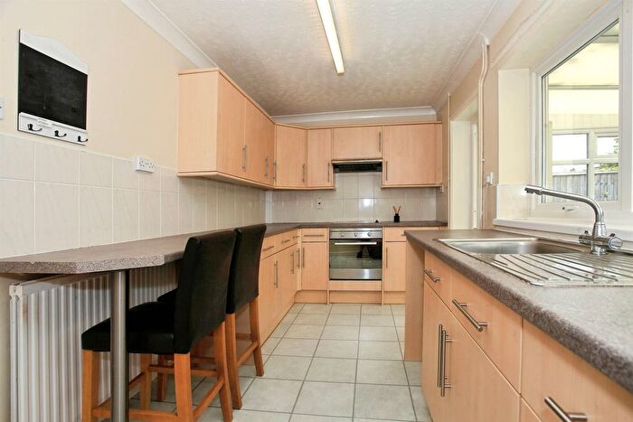 2 Bedroom Detached Bungalow For Sale In Pennine Way, Peterborough, PE4