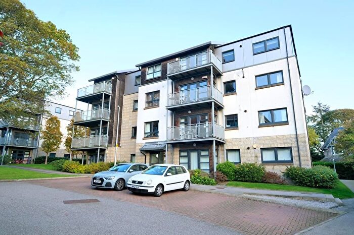 2 Bedroom Flat To Rent In Cooper Lane, The Campus, AB24