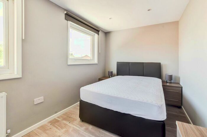 1 Bedroom Property To Rent In Abbotsfield Road, Ifield, RH11