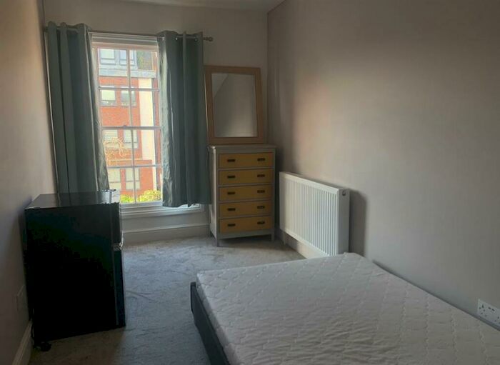 1 Bedroom Flat To Rent In Buckingham Street, Aylesbury, HP20