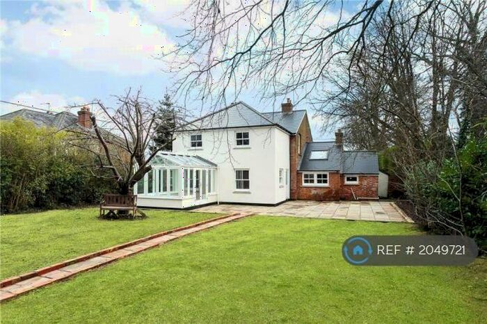 3 Bedroom Semi-Detached House To Rent In School Lane, Windlesham, GU20