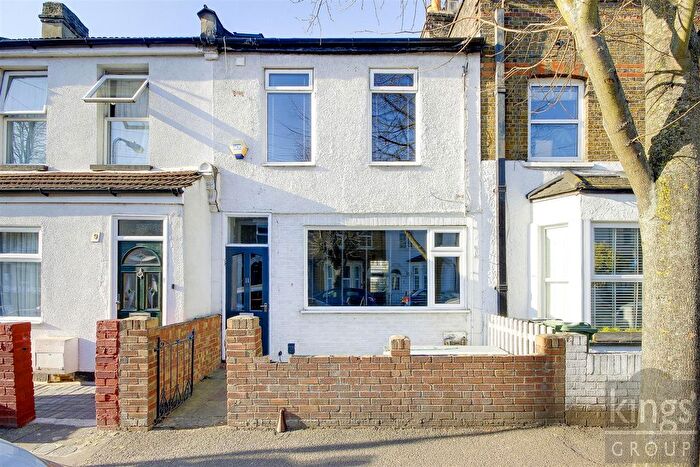 5 Bedroom Property To Rent In Victoria Road, London, E17