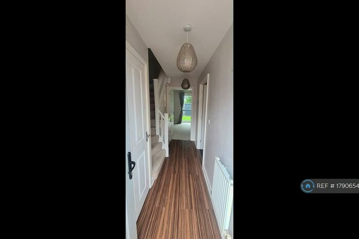 2 Bedroom Semi-Detached House To Rent In Finchale View, Durham, DH4