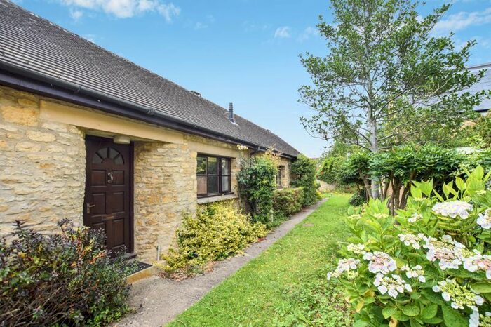 2 Bedroom Cottage To Rent In Lyne Farm Cottage, Lyne Road, Kidlington, OX5