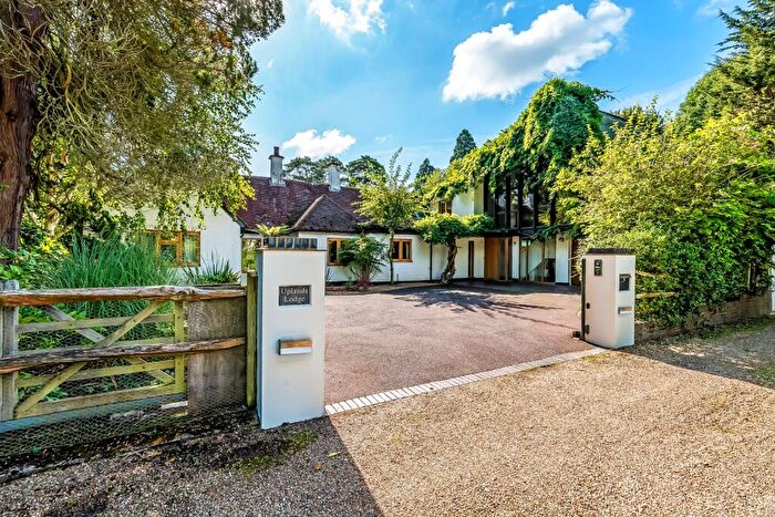 6 Bedroom Detached House For Sale In Hook Heath, GU22