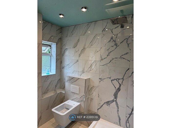 3 Bedroom Flat To Rent In Enfield, London, EN1