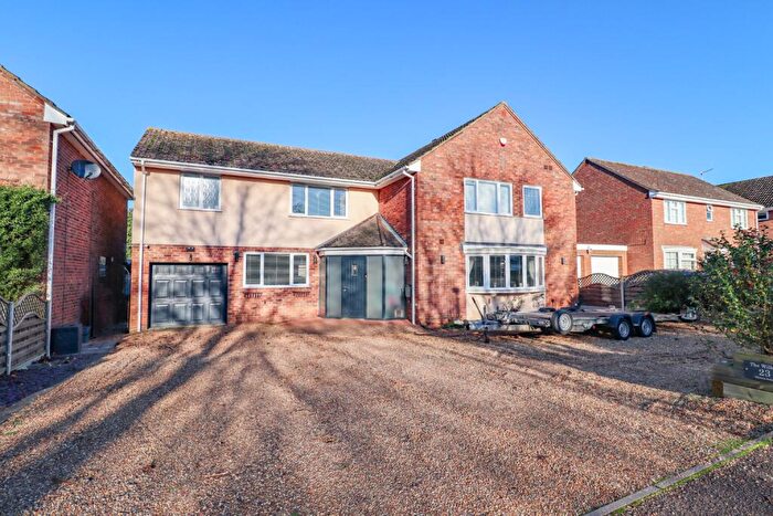 4 Bedroom Detached House For Sale In Ullswater Avenue, South Wootton, King's Lynn, Norfolk, PE30