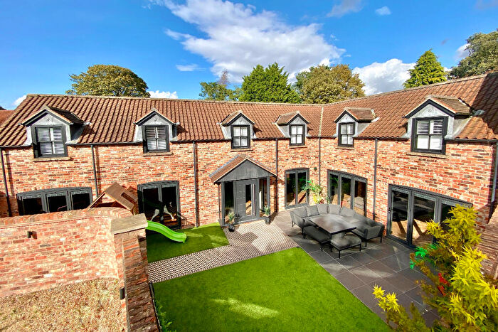 3 Bedroom Detached House For Sale In East End, Beverley, HU17