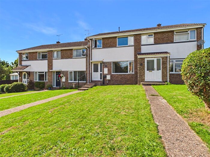 3 Bedroom Terraced House For Sale In The Bridle, Stroud, Gloucestershire, GL5
