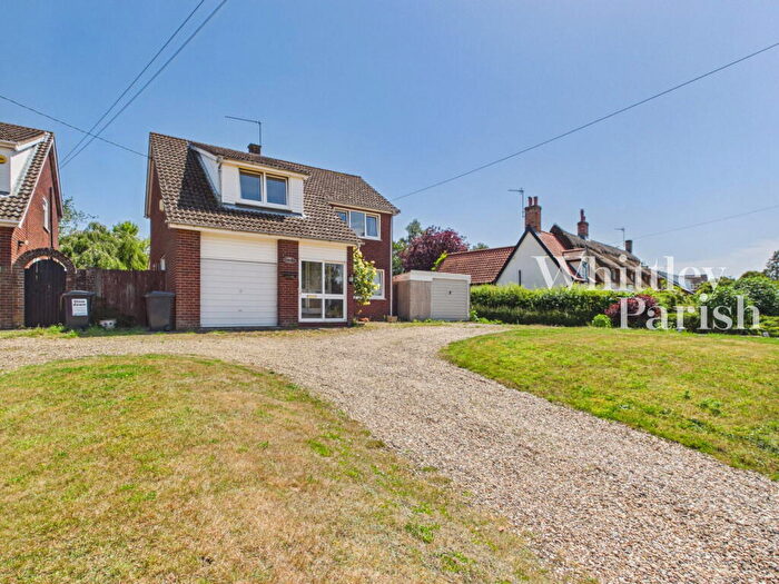 4 Bedroom Detached House For Sale In The Street, Garboldisham, Diss, IP22