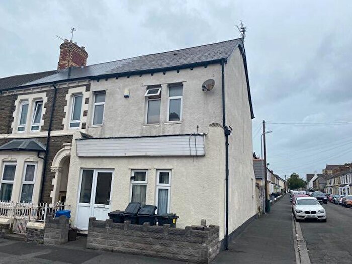 2 Bedroom Apartment To Rent In Habershon Street, Cardiff, CF24