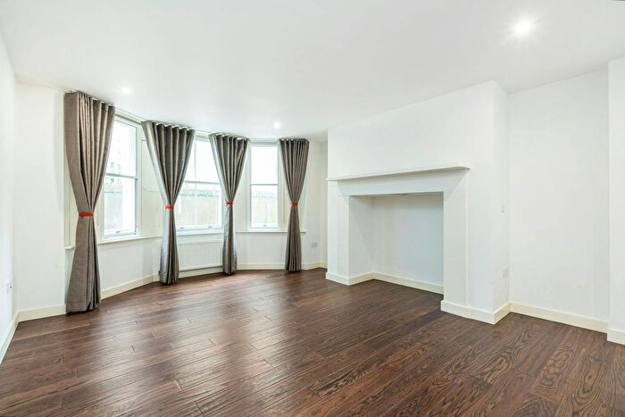 2 Bedroom Flat To Rent In Girdlers Road, London, W14